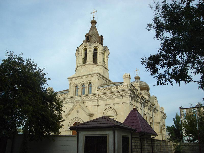File:Bakuu õigeusu katedraal.jpg